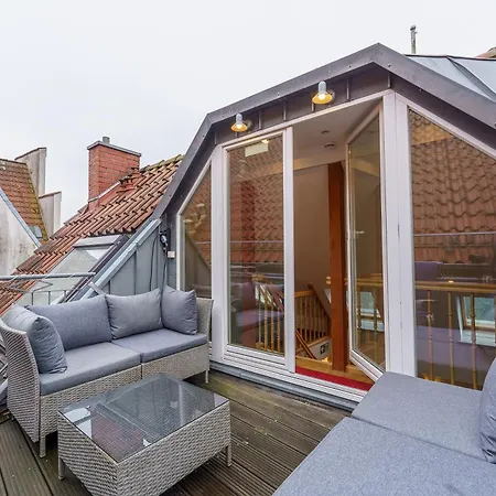 Apartamento Maisonette Am Holstentor Mit Dachterrasse Und Heimkino Lubeca